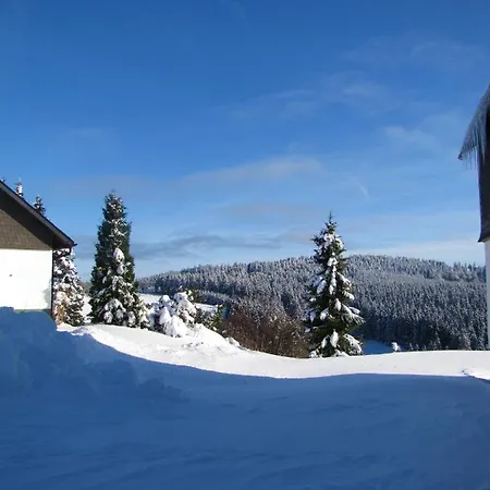 Fewo Mit Terrasse Und Bergblick- Appartamento Winterberg